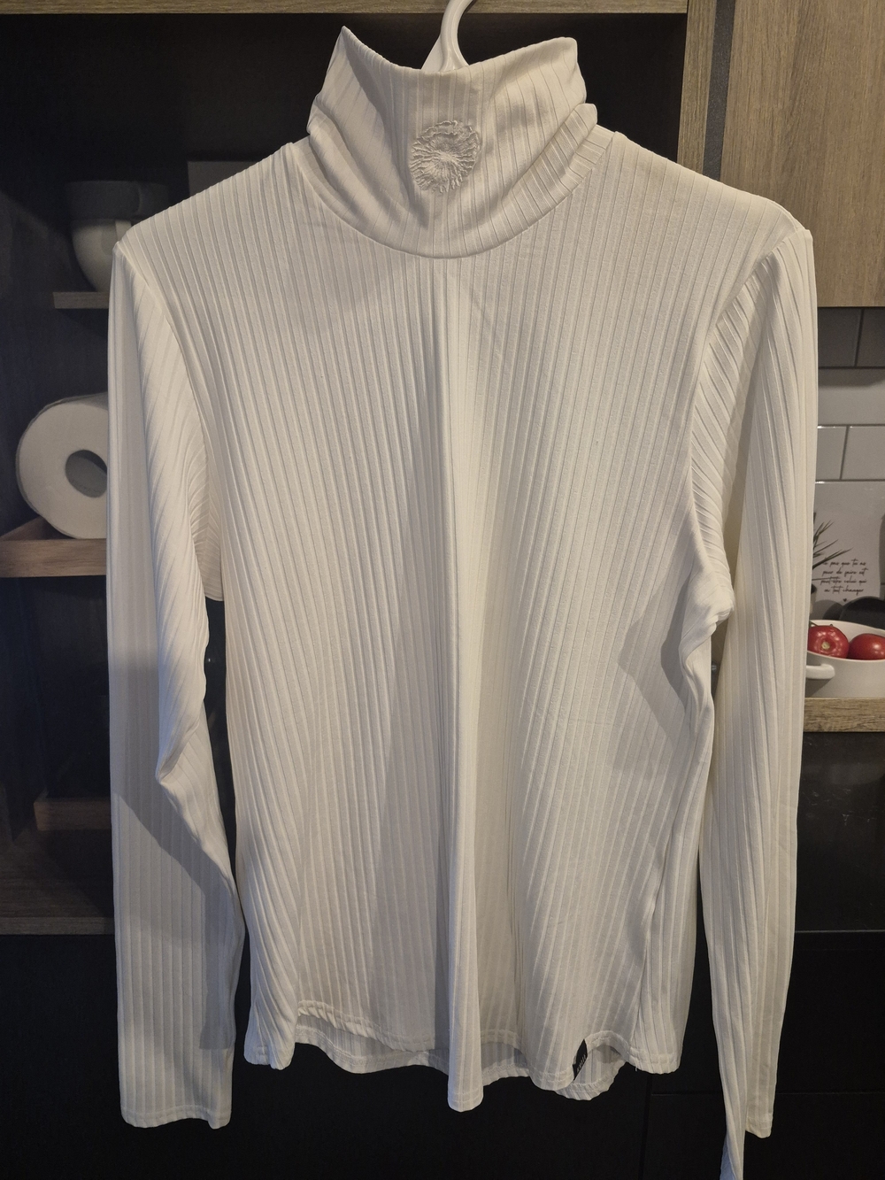 Women's White Ribbed Turtleneck Long Sleeve Top